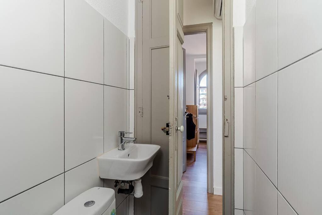 Canela Homes Barcelona Bailen ภายนอก รูปภาพ