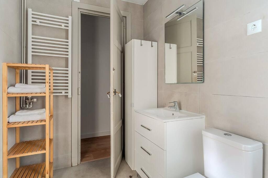 Canela Homes Barcelona Bailen ภายนอก รูปภาพ